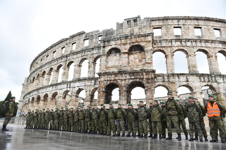 Hrvatska vojska stigla u Pulu
